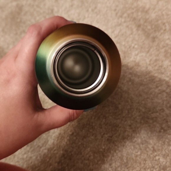 Starbucks 2022 Green Gold Ombre Vacuum Insulated 20oz Water Bottle Tumbler - Picture 6 of 7